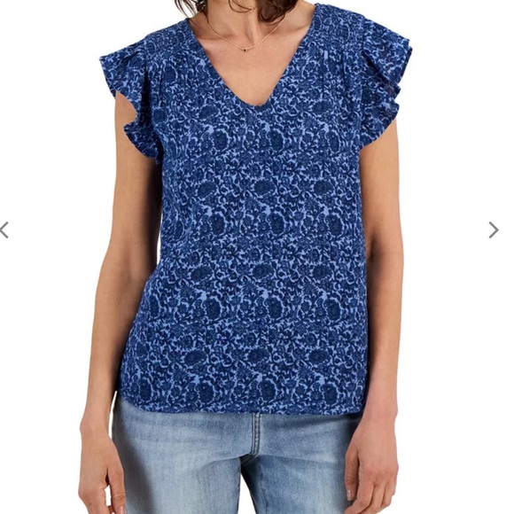 Style & Co. Tops - 🌟HP🌟Style & Co. Gauze Flutter Sleeve Top